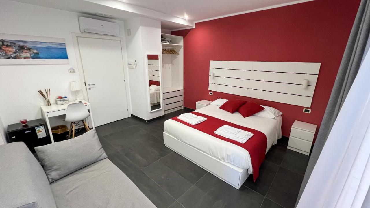 Soave Rooms Napels Buitenkant foto