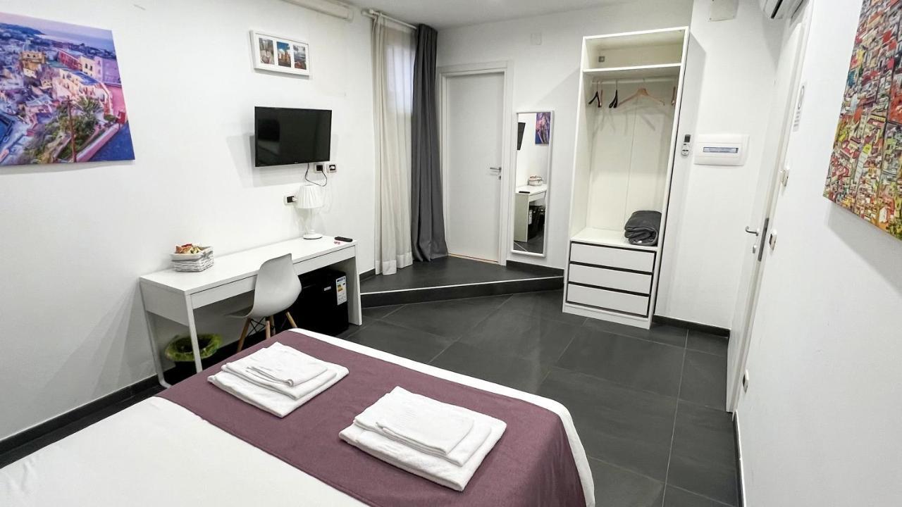 Soave Rooms Napels Buitenkant foto