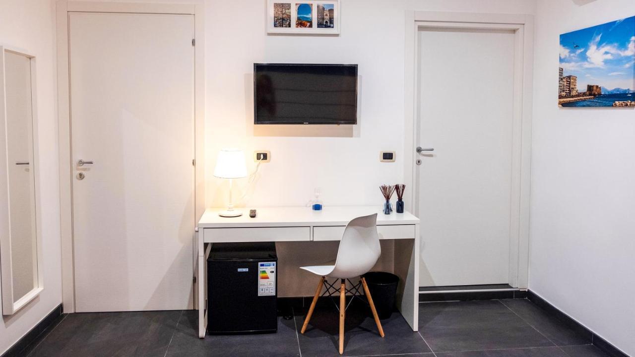 Soave Rooms Napels Buitenkant foto