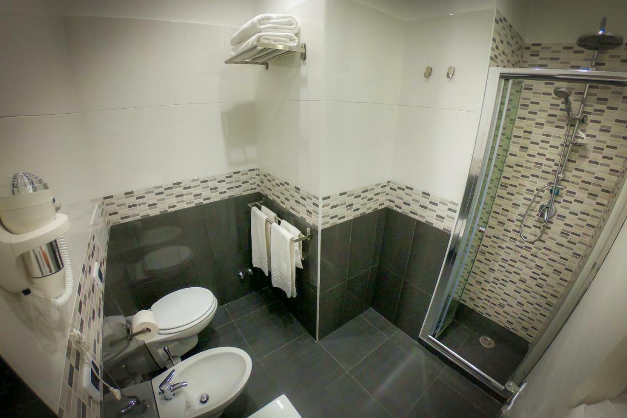 Soave Rooms Napels Buitenkant foto