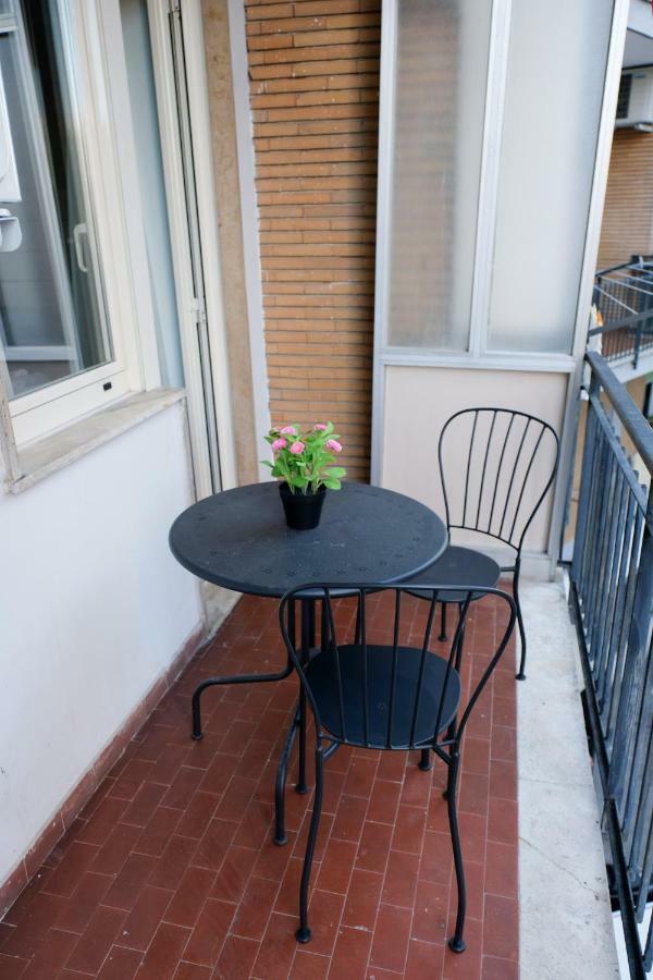 Soave Rooms Napels Buitenkant foto